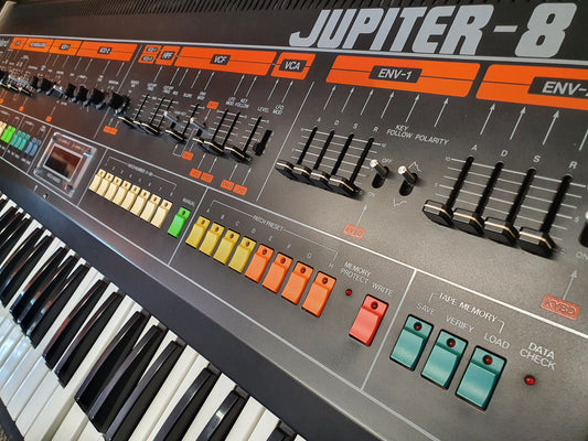 Vintage Synths: To Buy Or Not to Buy? Part 1: Roland Jupiter 8