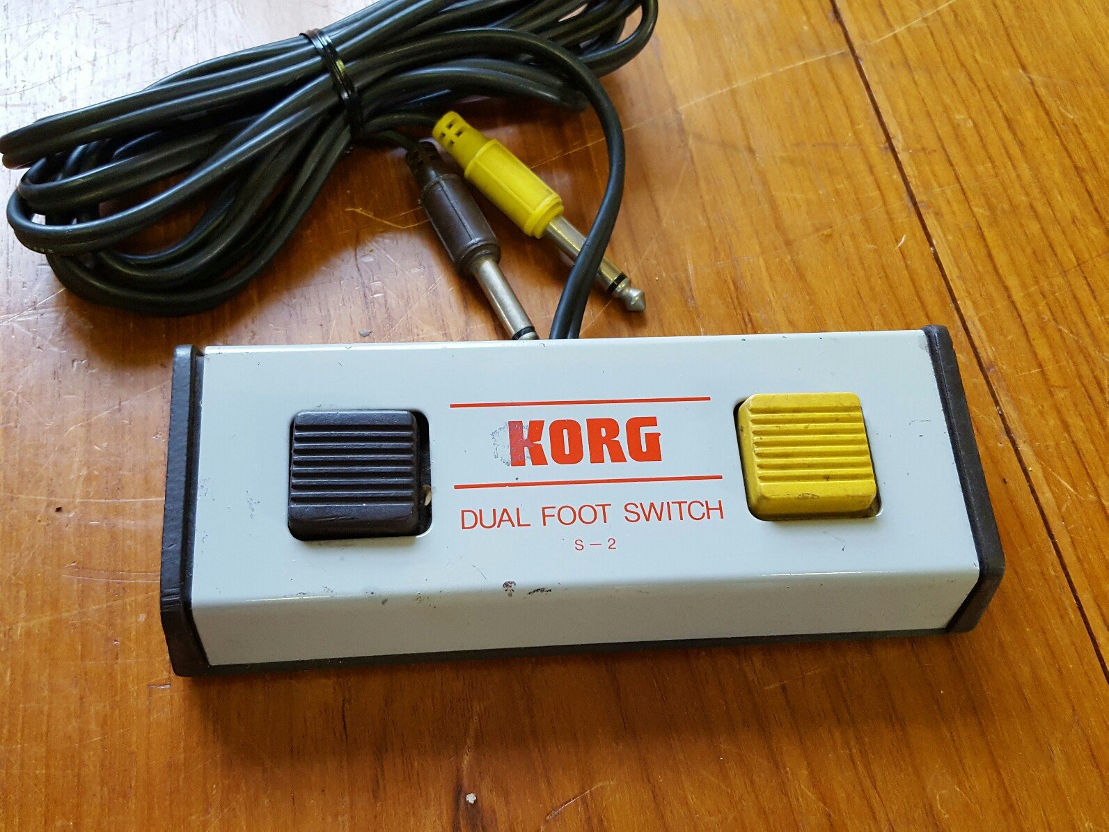 Korg KR Drum Machine Footswtich