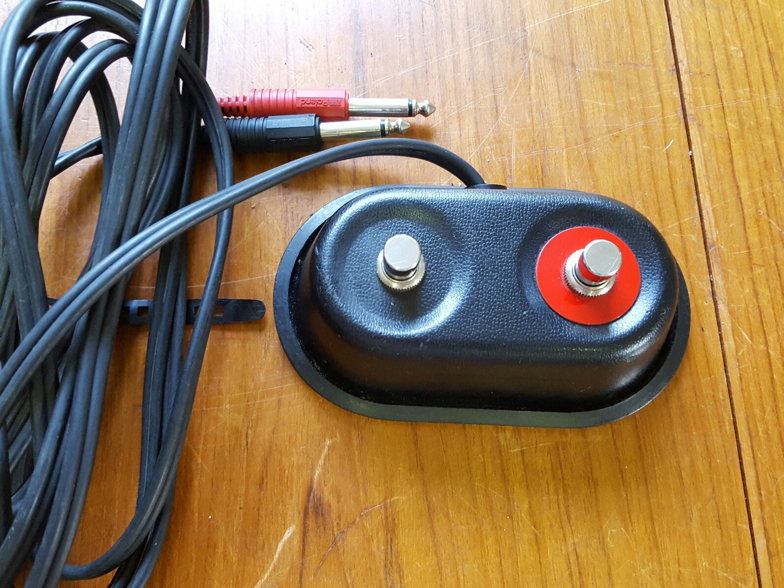 Roland Double Footswitch FOR SALE – Soundgas