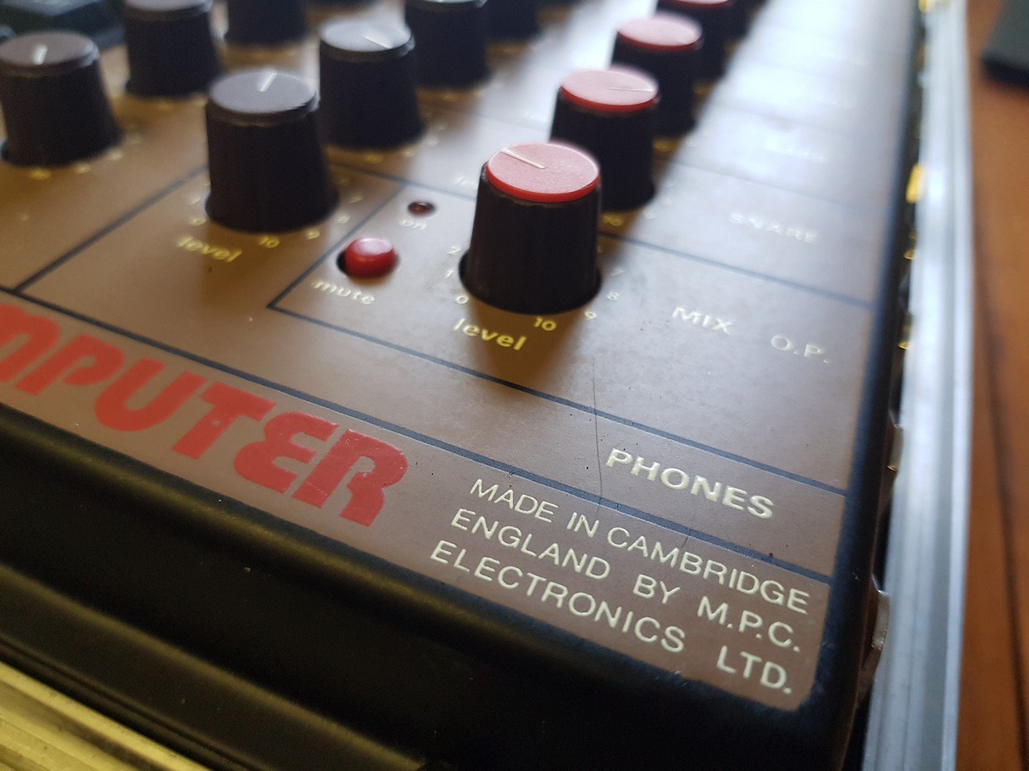 Mpc Computer MPC Electronics MPC-1 Music Percussion Computer FOR SALE – Soundgas