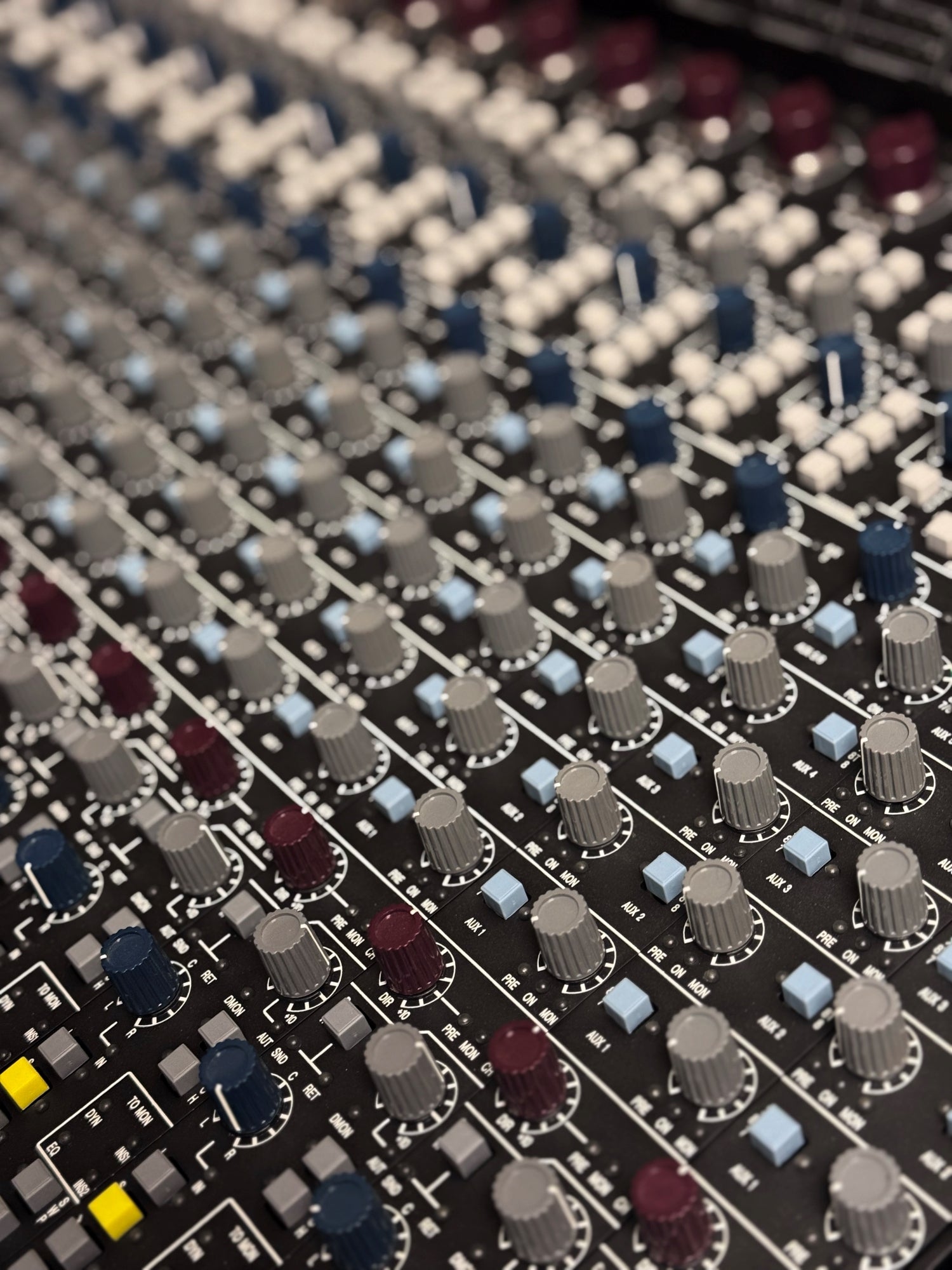 AMS Neve Genesys_3