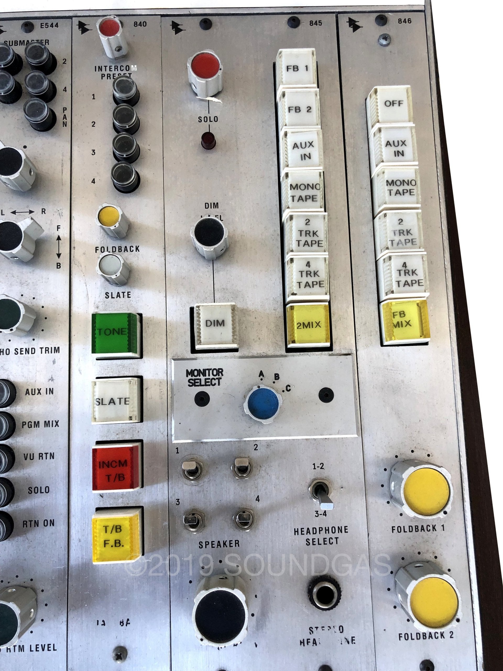 API 1604 Vintage Console FOR SALE – Soundgas