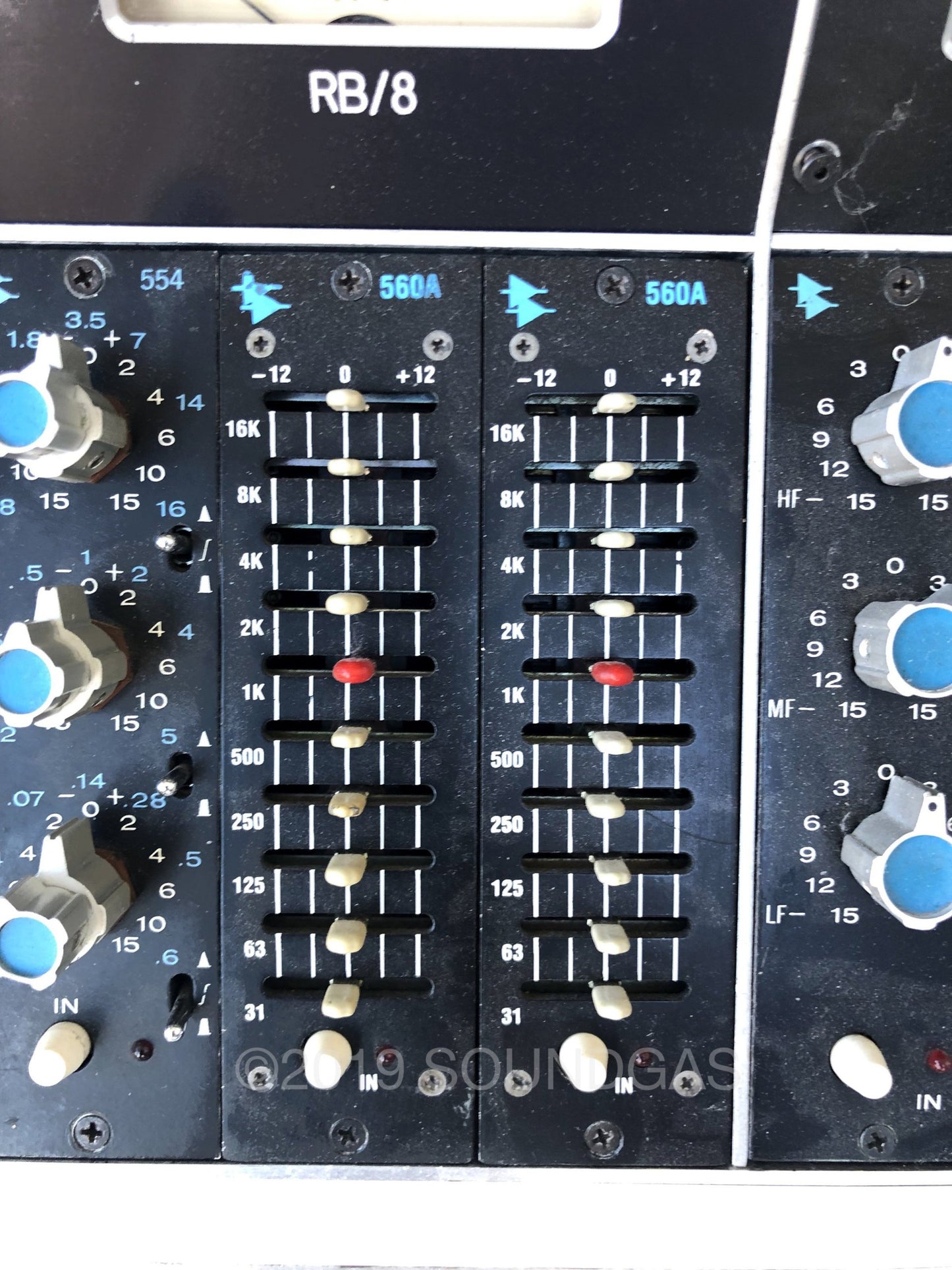 API 1604 Mixing Desk