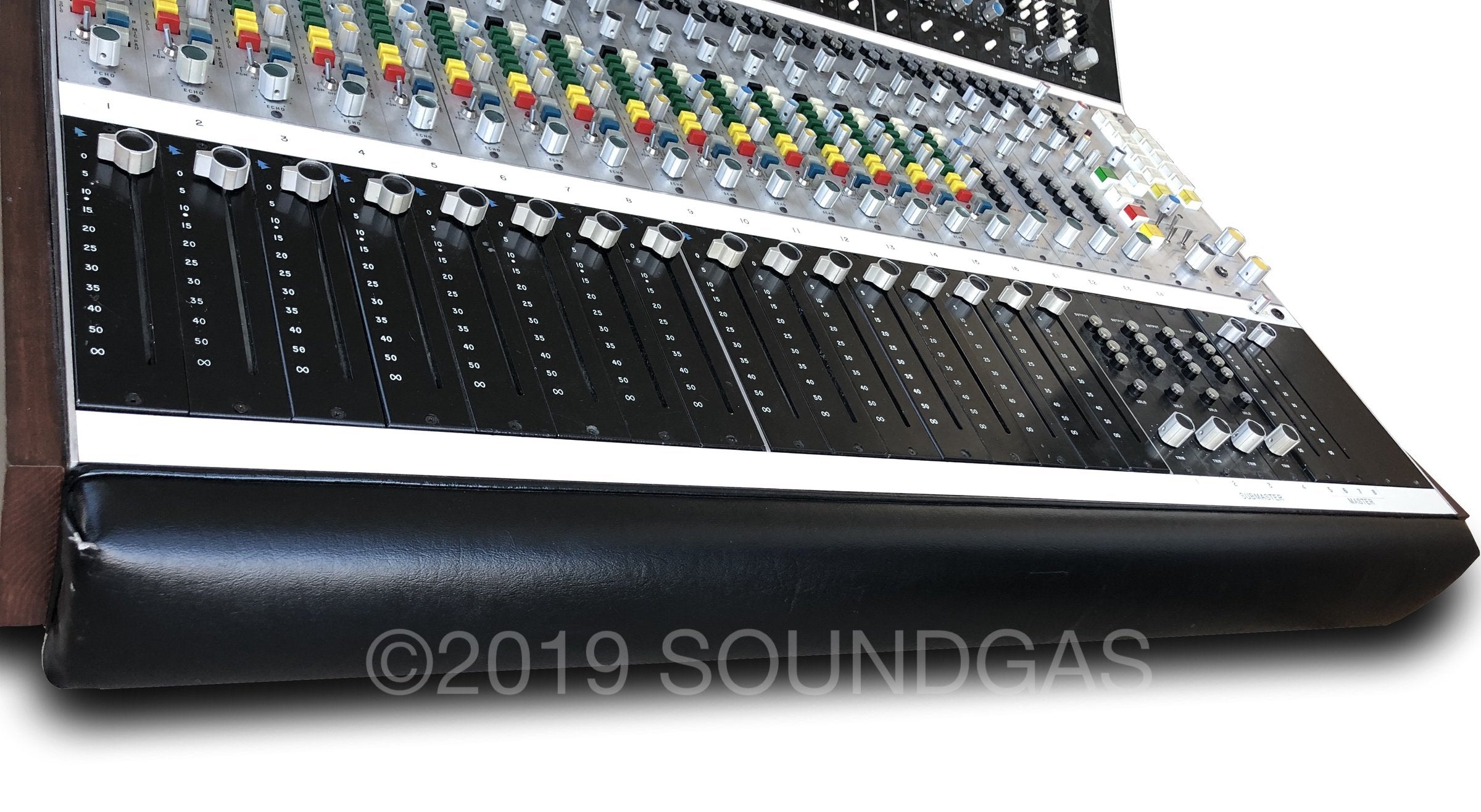 API 1604 Vintage Console FOR SALE – Soundgas