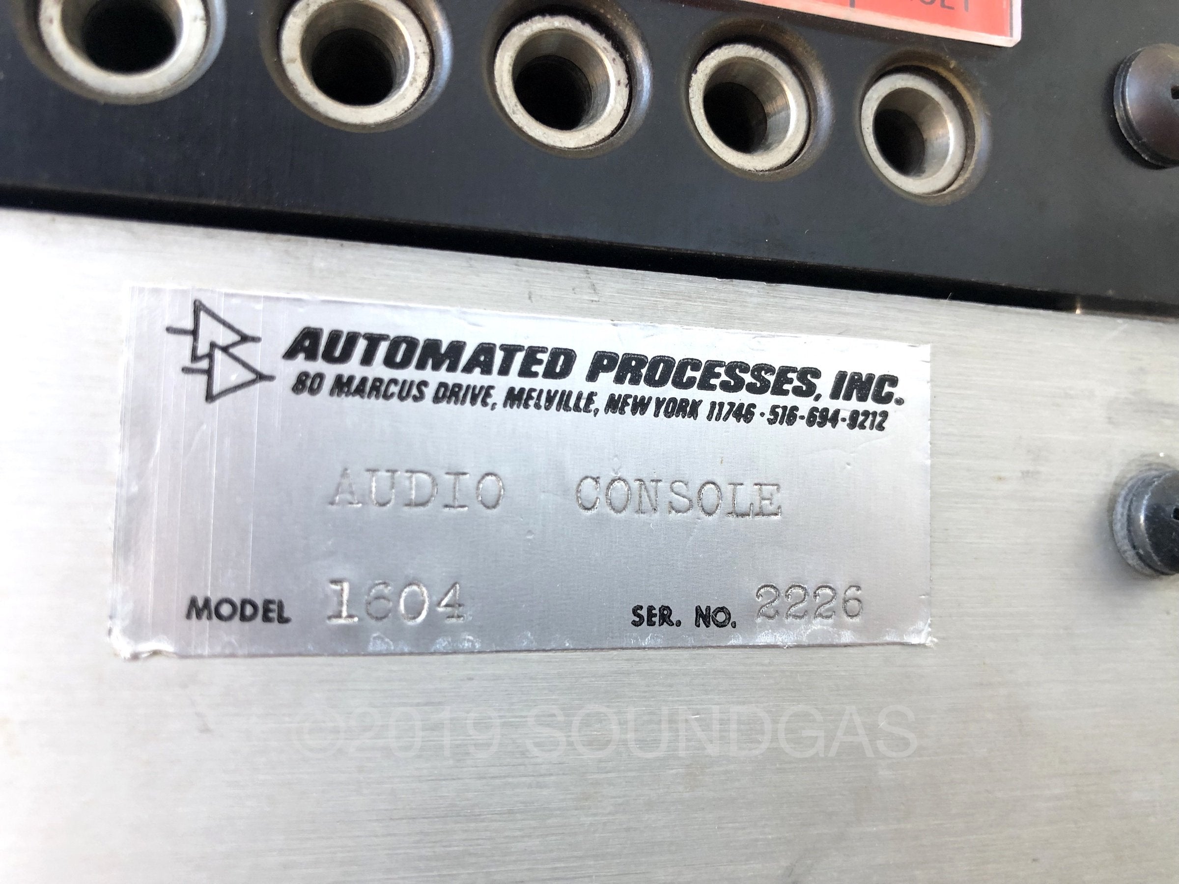API 1604 Vintage Console FOR SALE – Soundgas