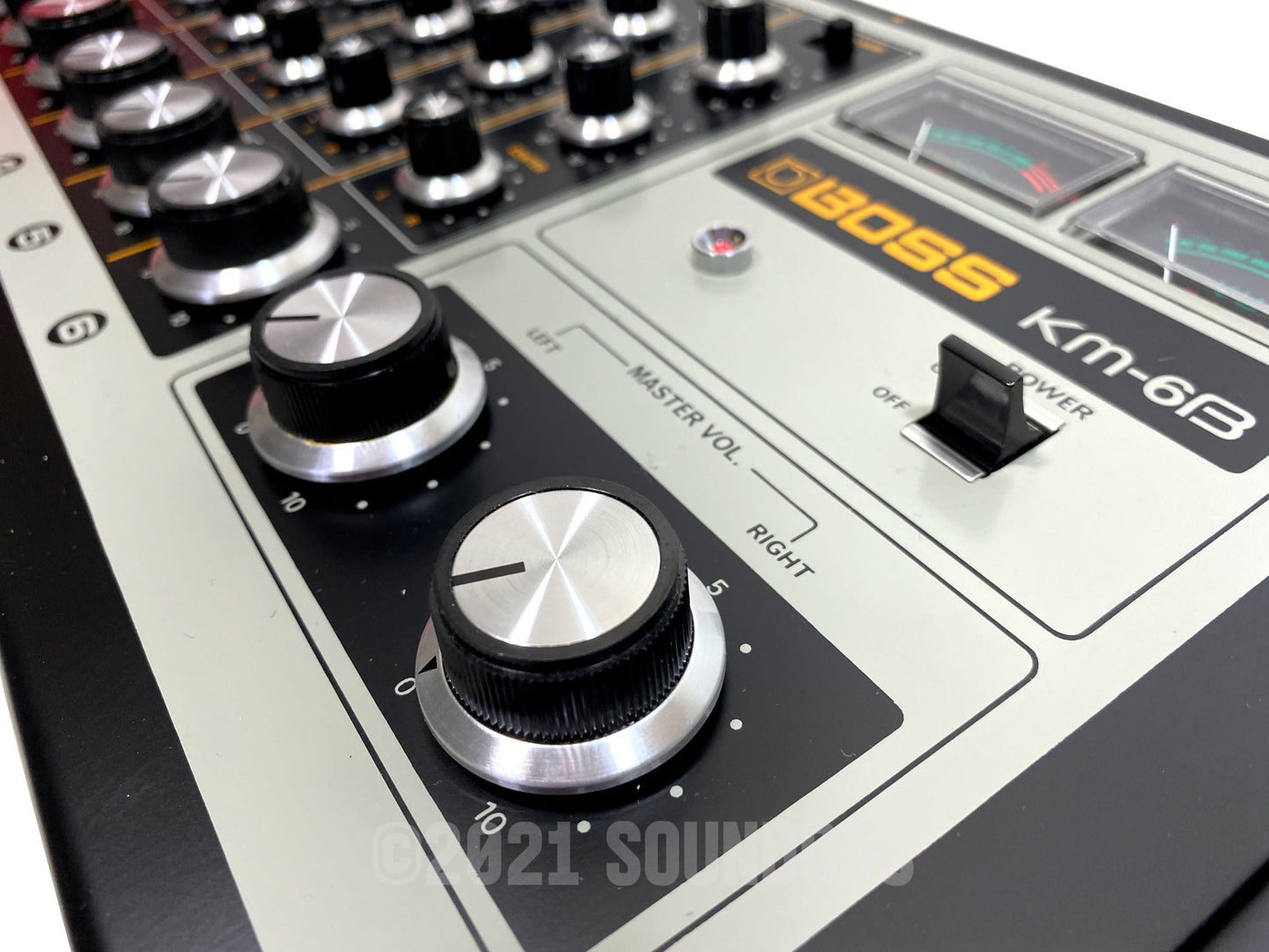 Boss KM-6B Mixer