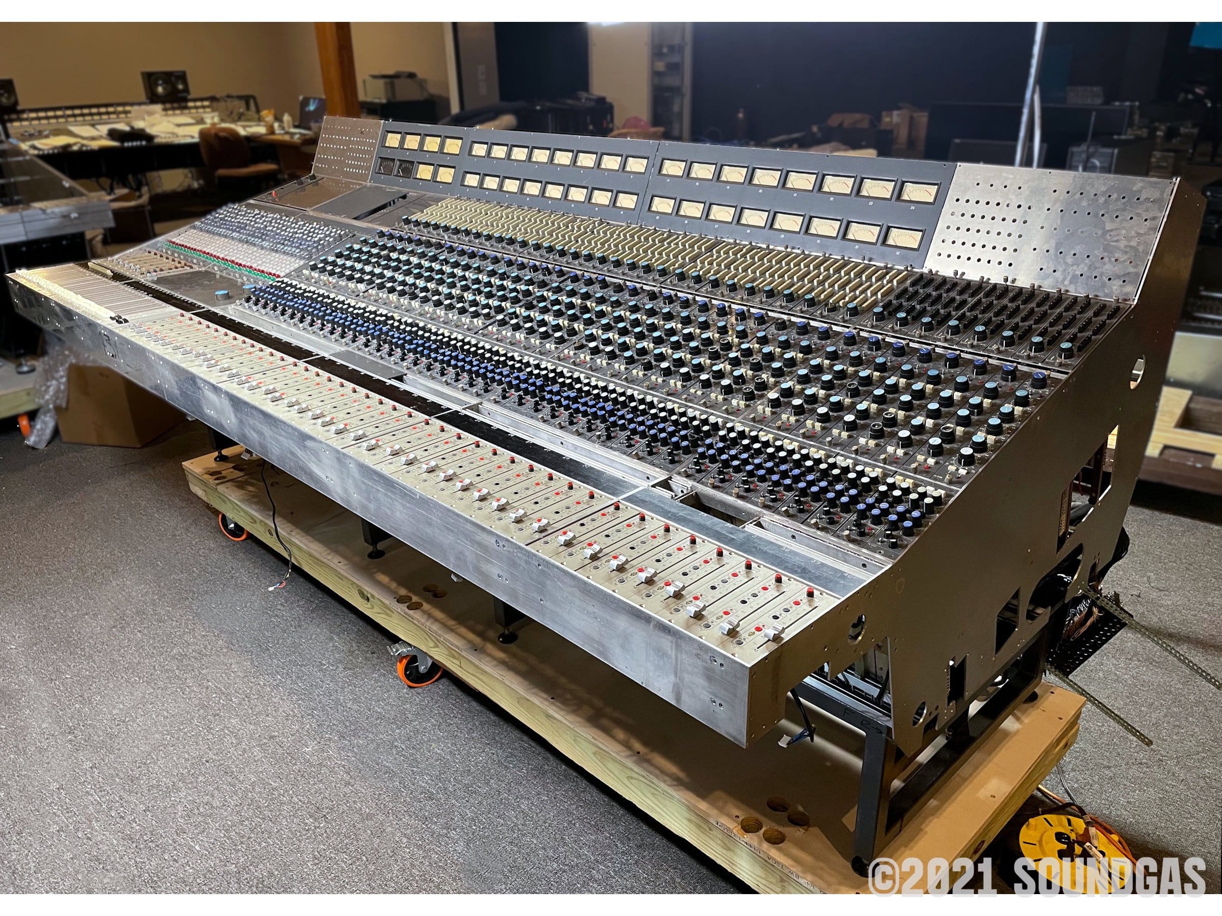 CBS Sony Neve (8078) 40-Channel Console FOR SALE – Soundgas