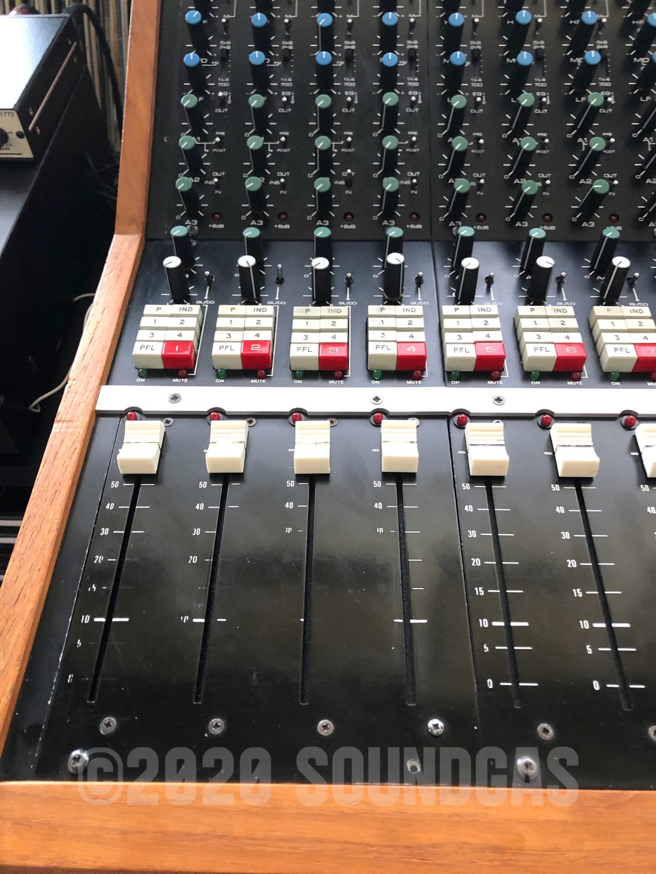 Chilton QM3 - 24-8-2 Mixing console - ex-BBC