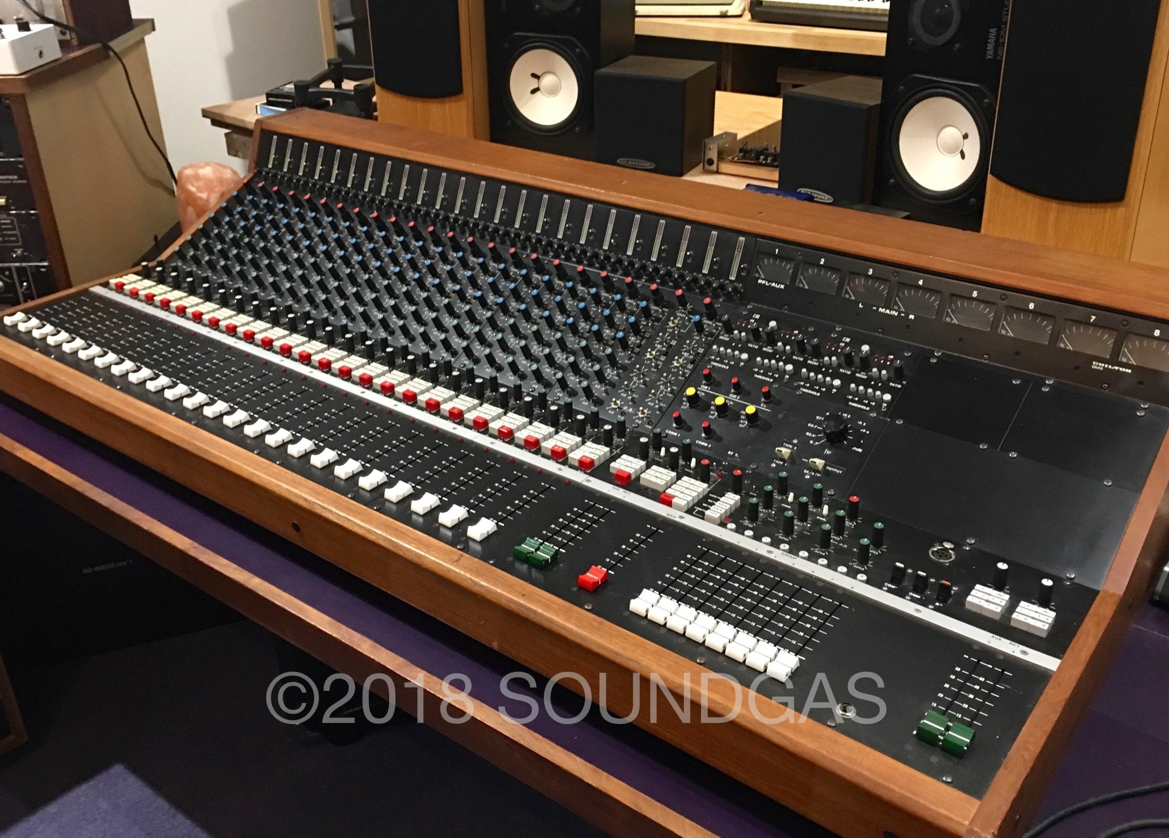 Chilton QM3 - 24-8-2 Mixing console - ex-BBC FOR SALE – Soundgas