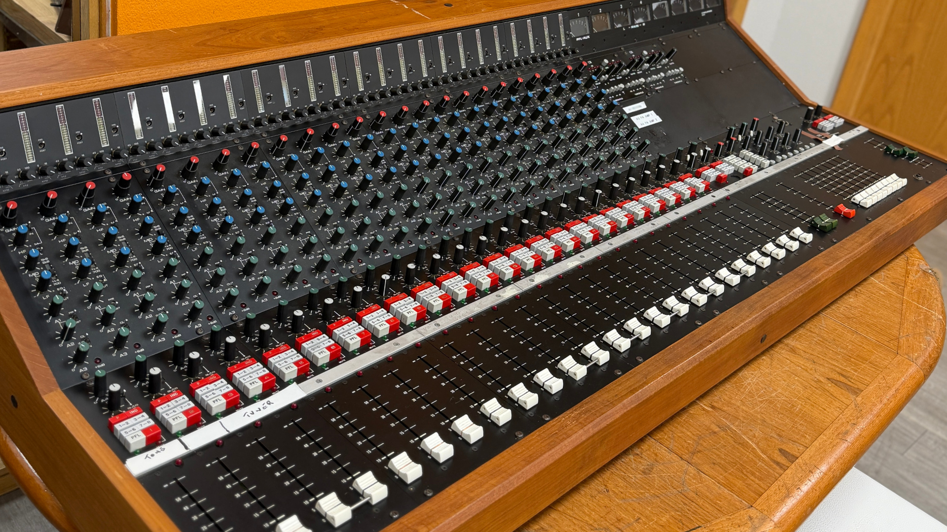 Chilton QM3 mixer banner