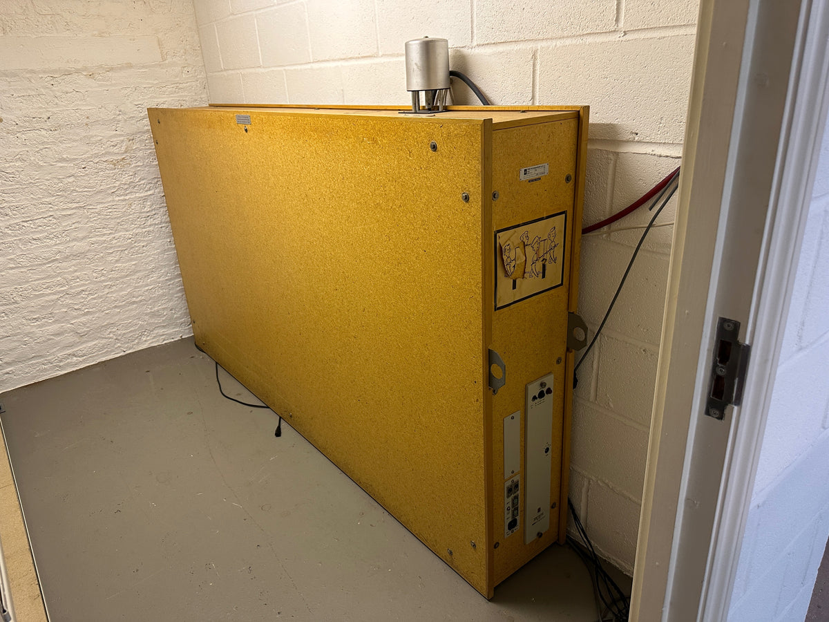 EMT 140 Plate