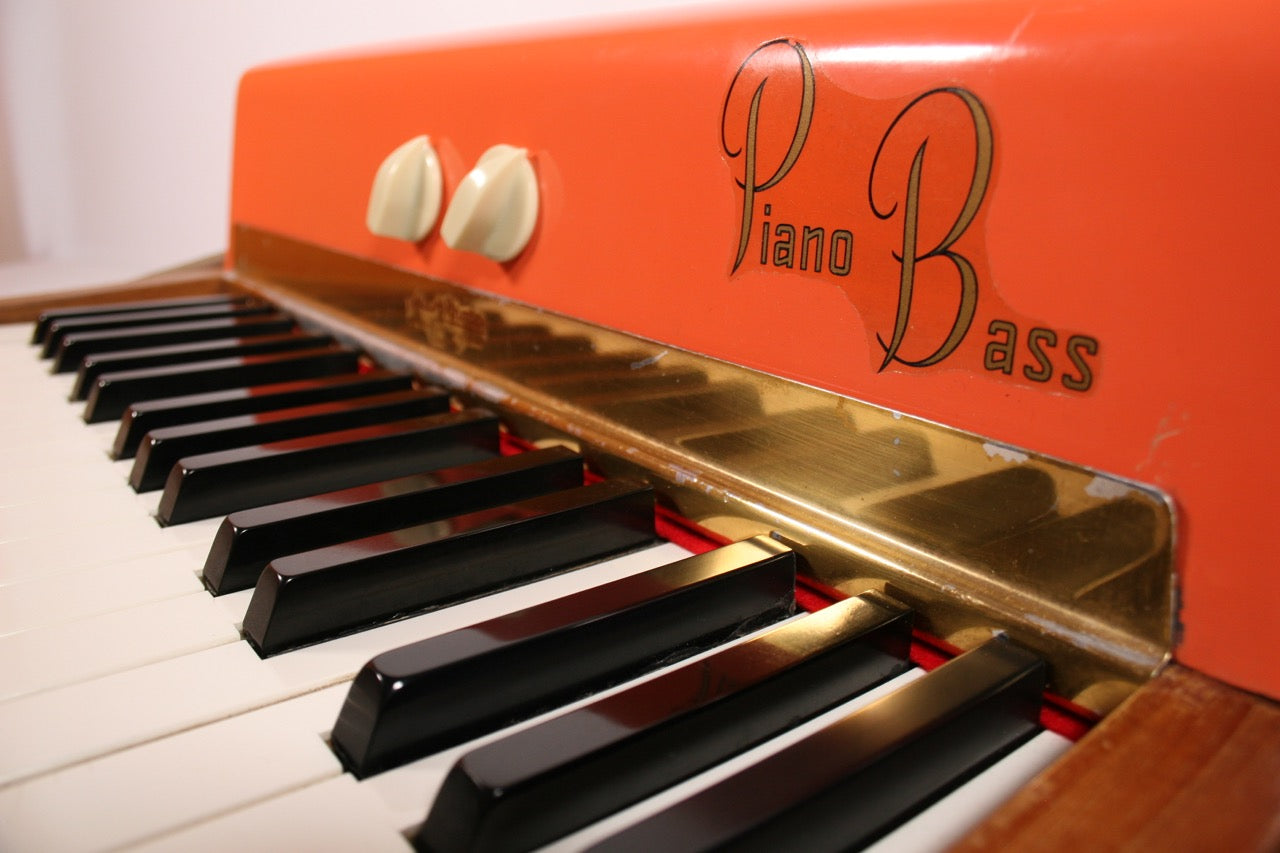 Fender Rhodes Piano Bass Fiesta Red 1960