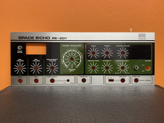 Roland RE-201 SPACE ECHO Front panel 1