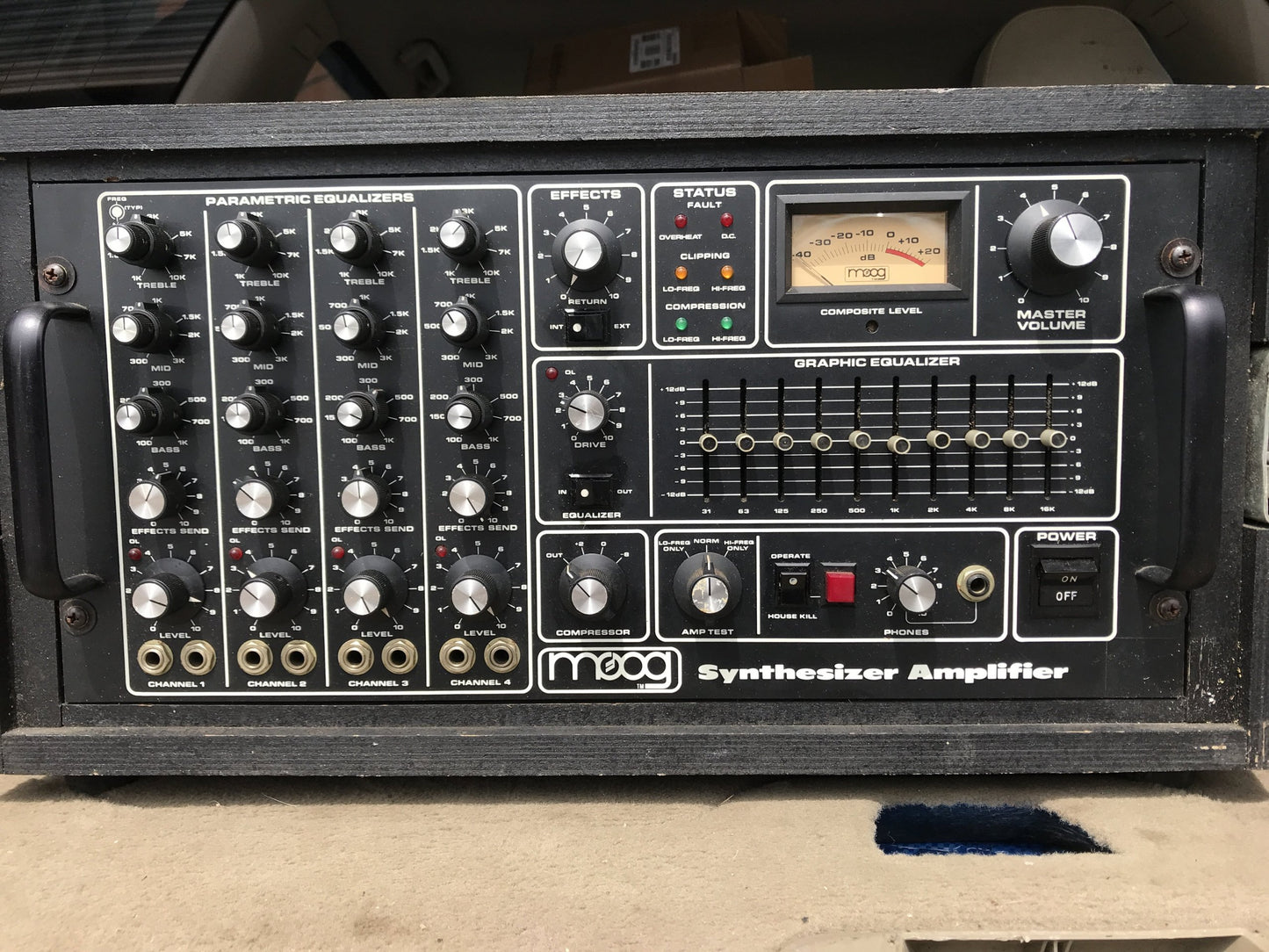 Moog Synthesizer Amplifier SynAmp c1978