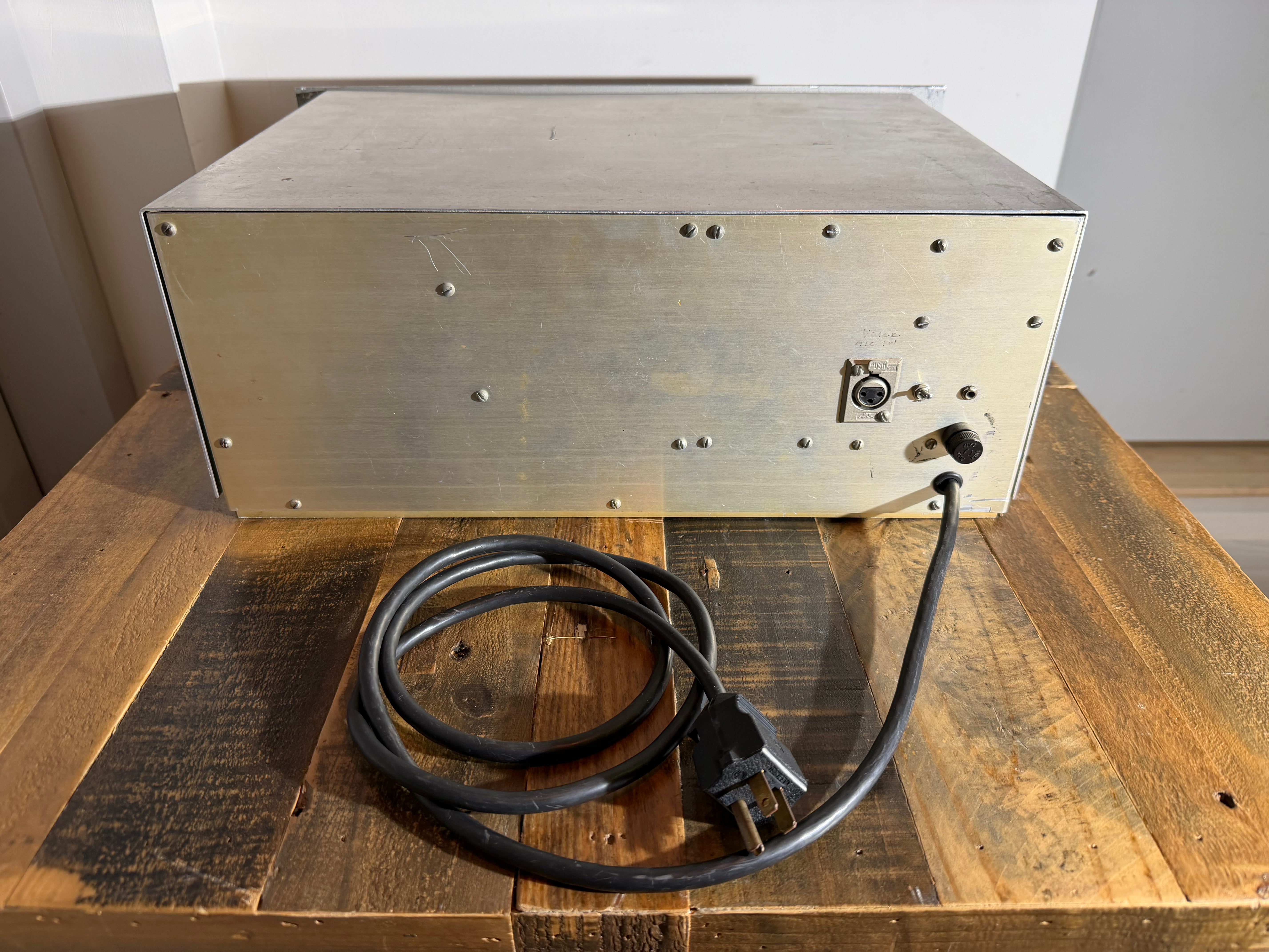 Bode Vocoder model V-7701