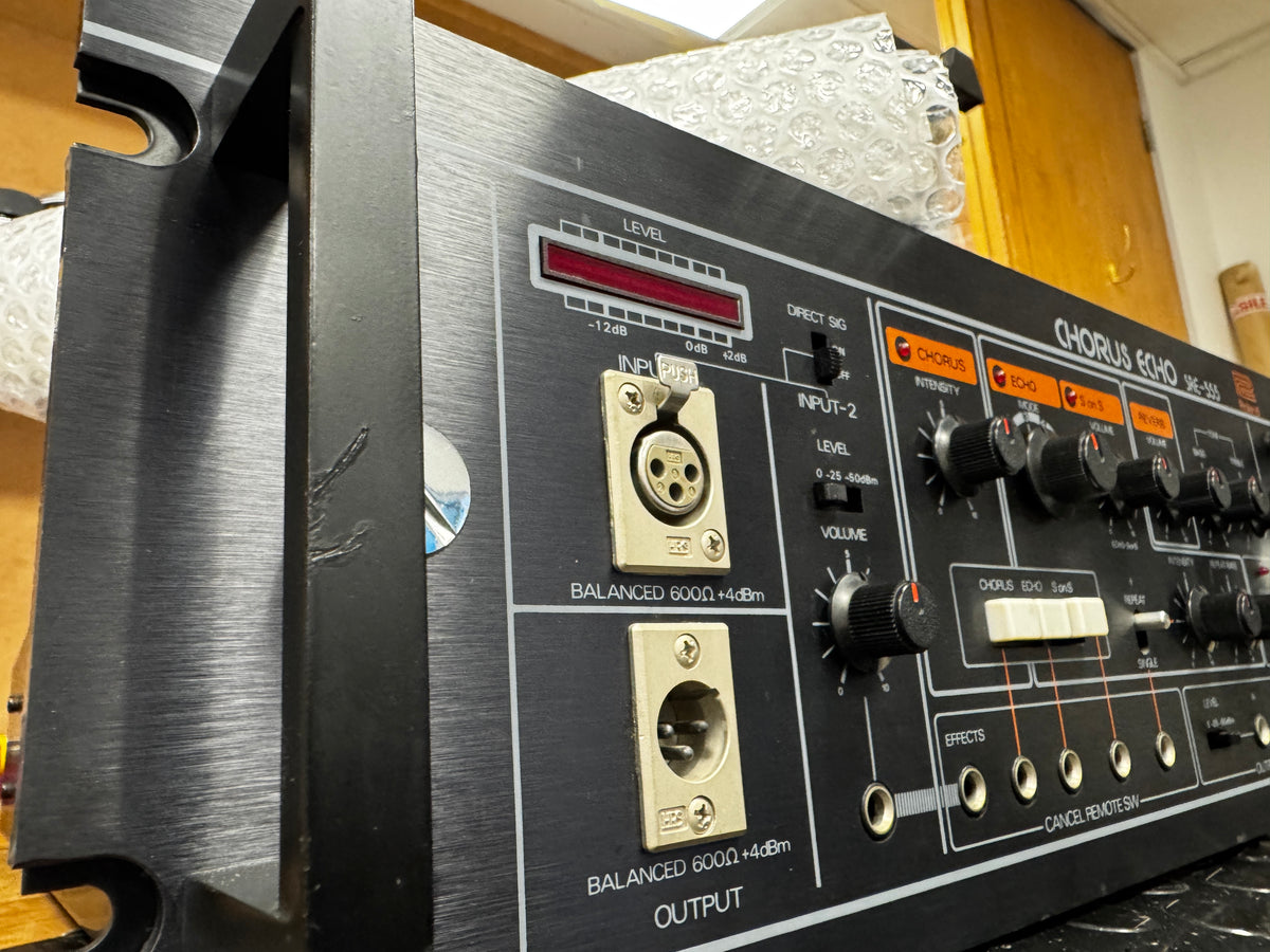 Roland SRE-555 Chorus Echo - SN 273852