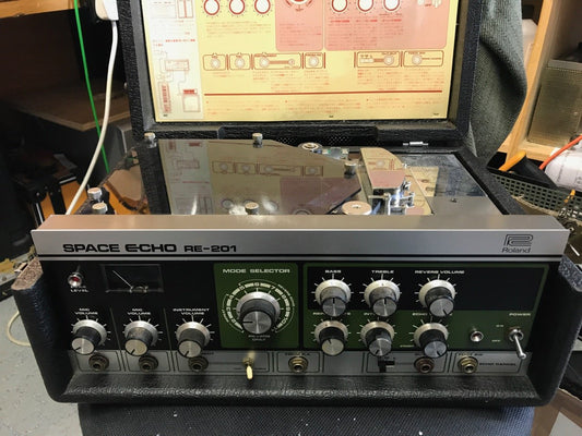 Roland RE-201 Space Echo