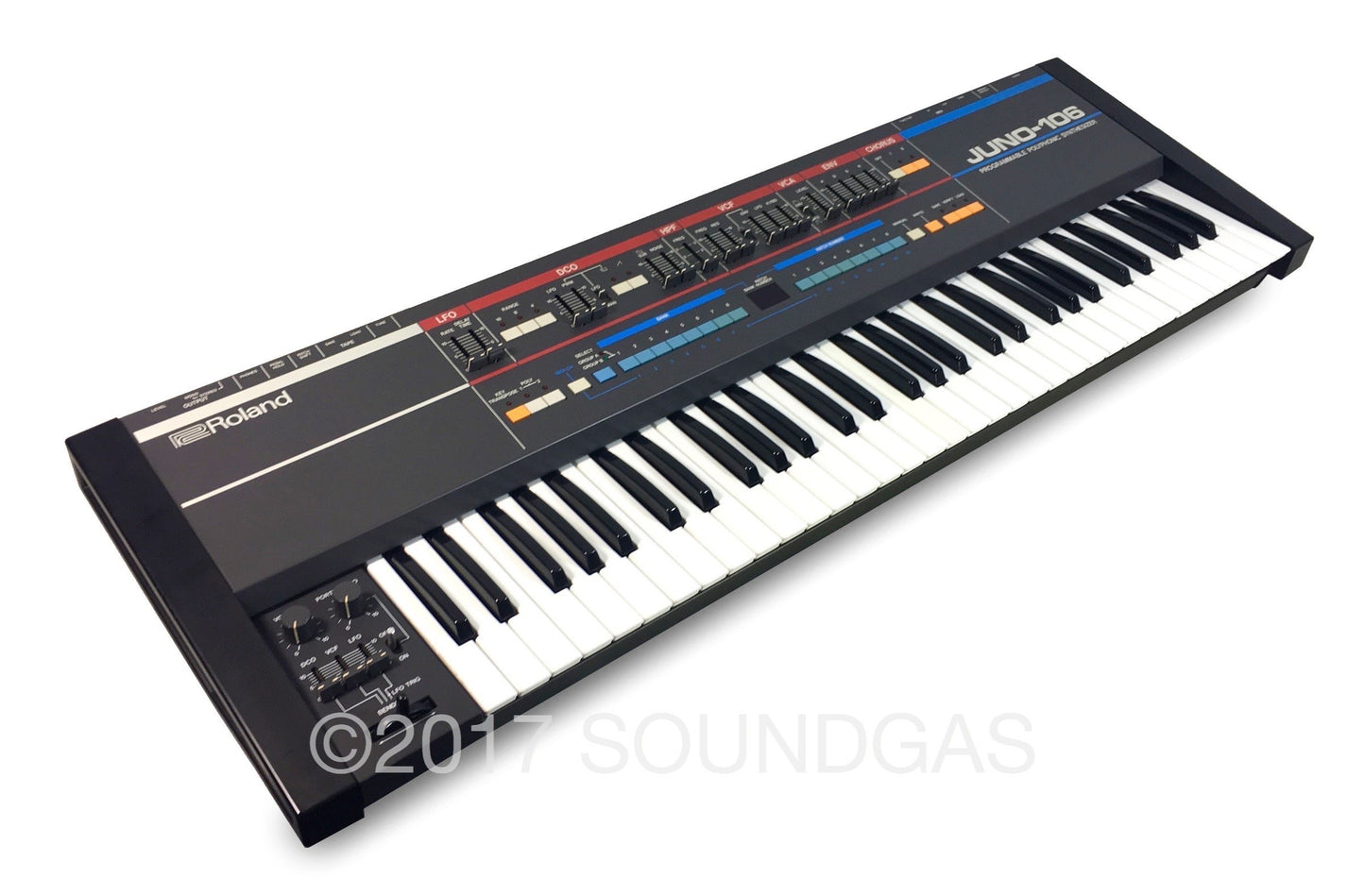 Roland Juno-106 240v