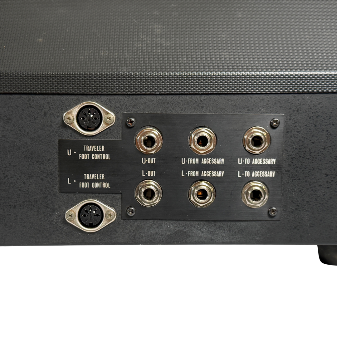 Korg 800DV - SN 5808