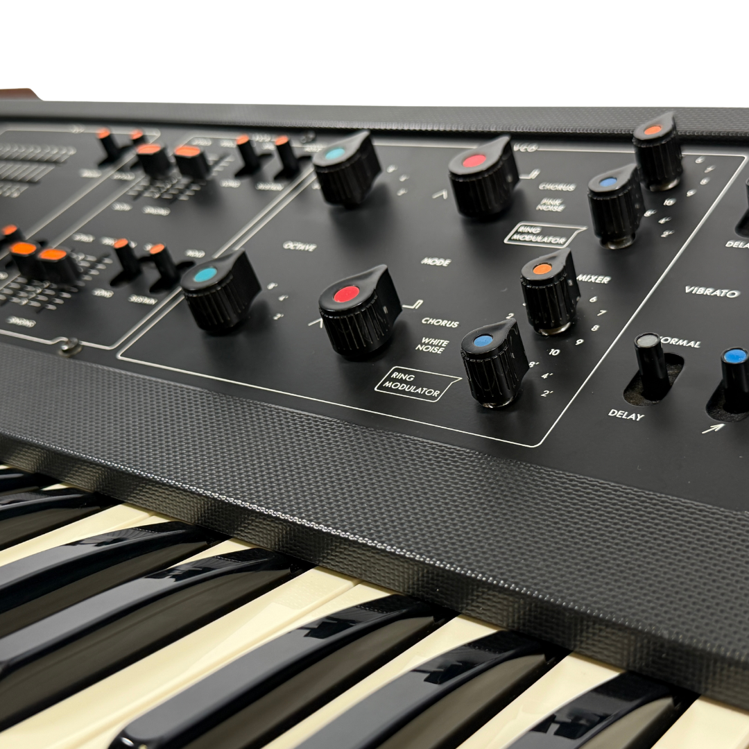 Korg 800DV - SN 5808