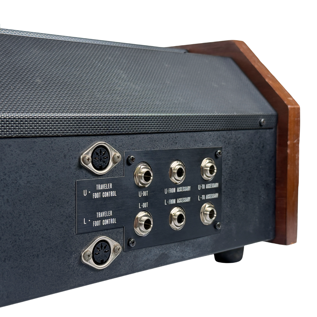 Korg 800DV - SN 5808