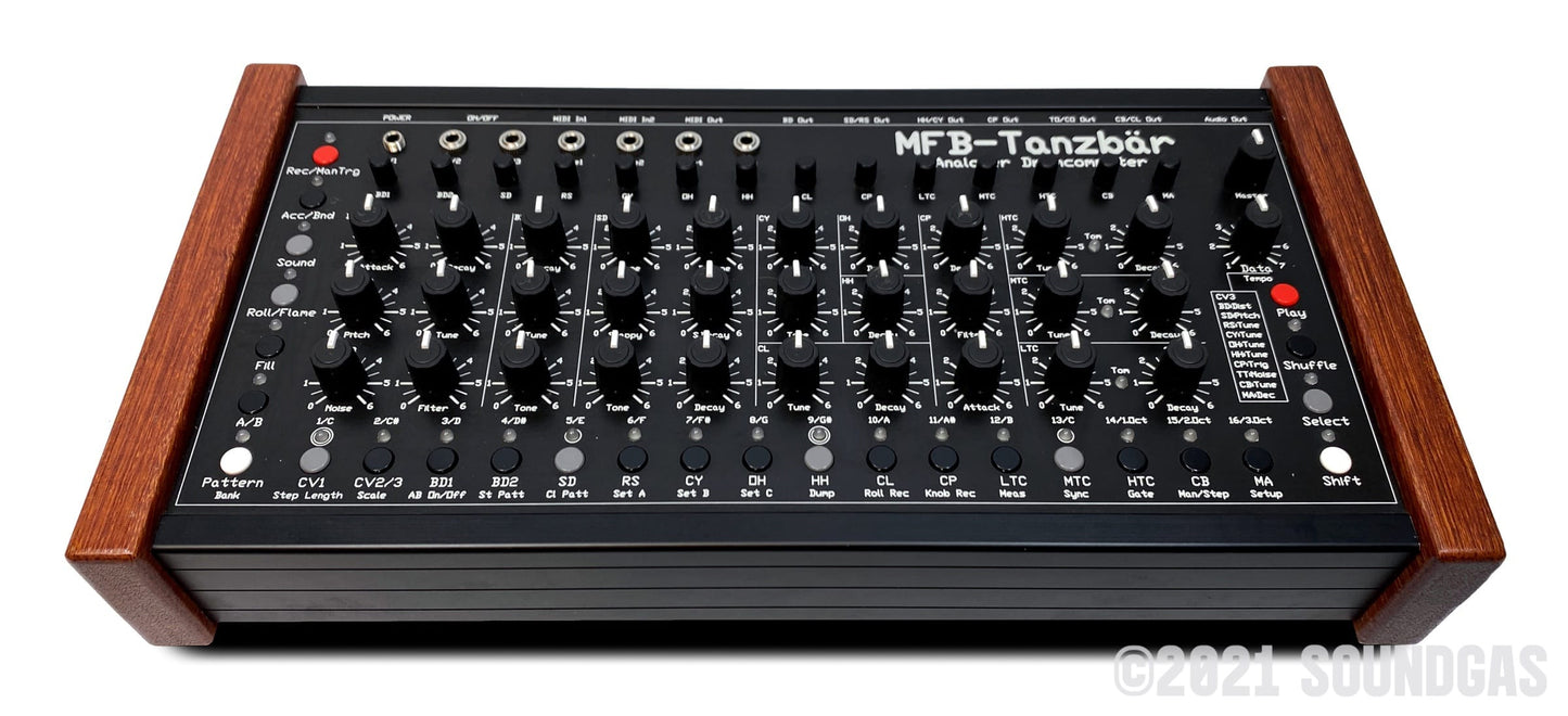 MFB Tanzbär Analoger Drumcomputer