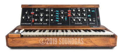 Moog 1974 Minimoog Model D + Kenton MIDI