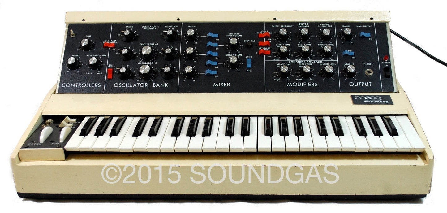 1973 MINIMOOG MODEL D