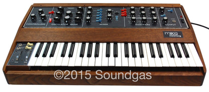 MOOG MUSIC MINIMOOG MODEL D (1972)