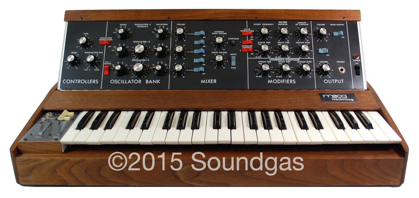 MOOG MUSIC MINIMOOG MODEL D (1972)