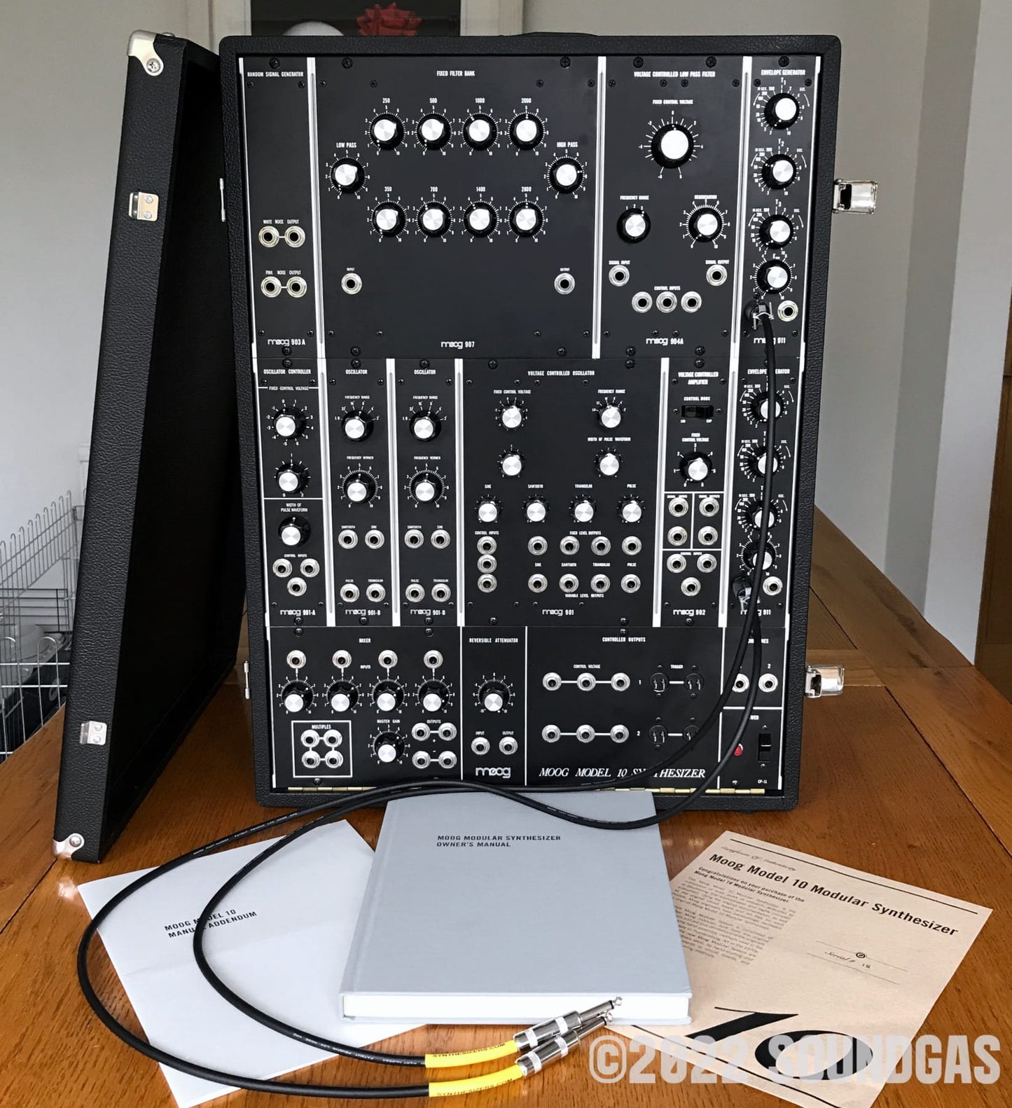 Moog Model 10