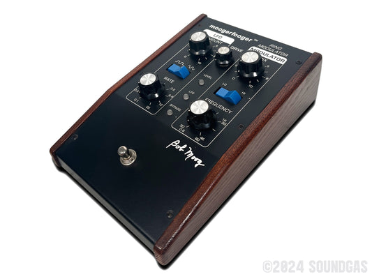 Moogerfooger MF-102 Ring Modulator