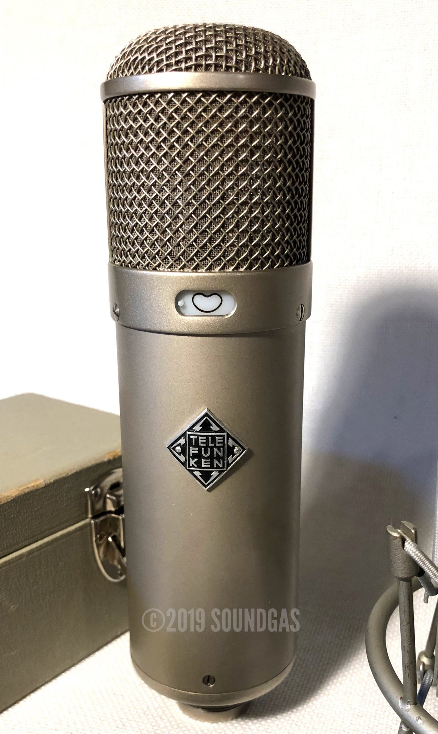 Telefunken U47 (Neumann)