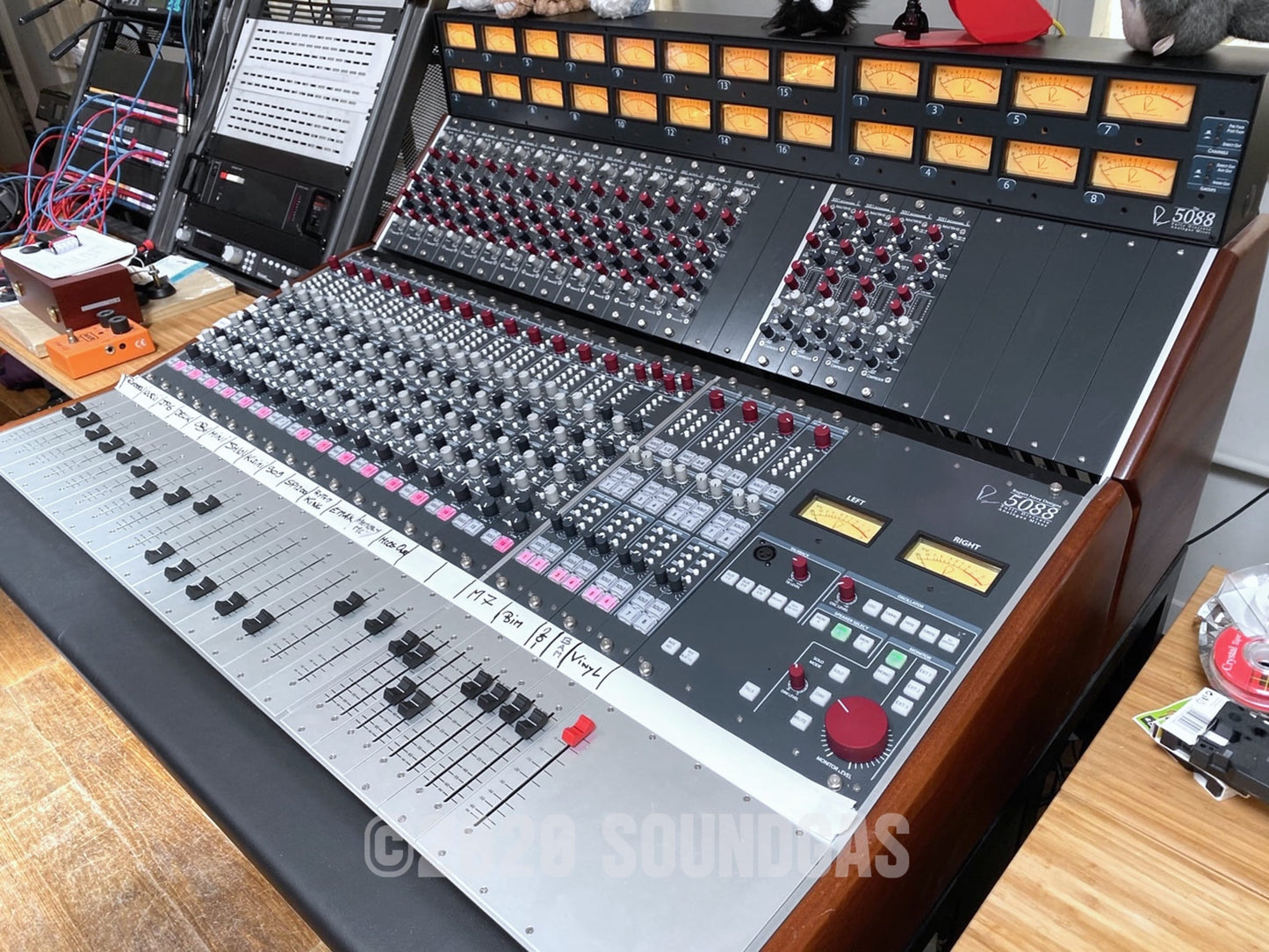 Neve 5088 Shelford Console 16ch