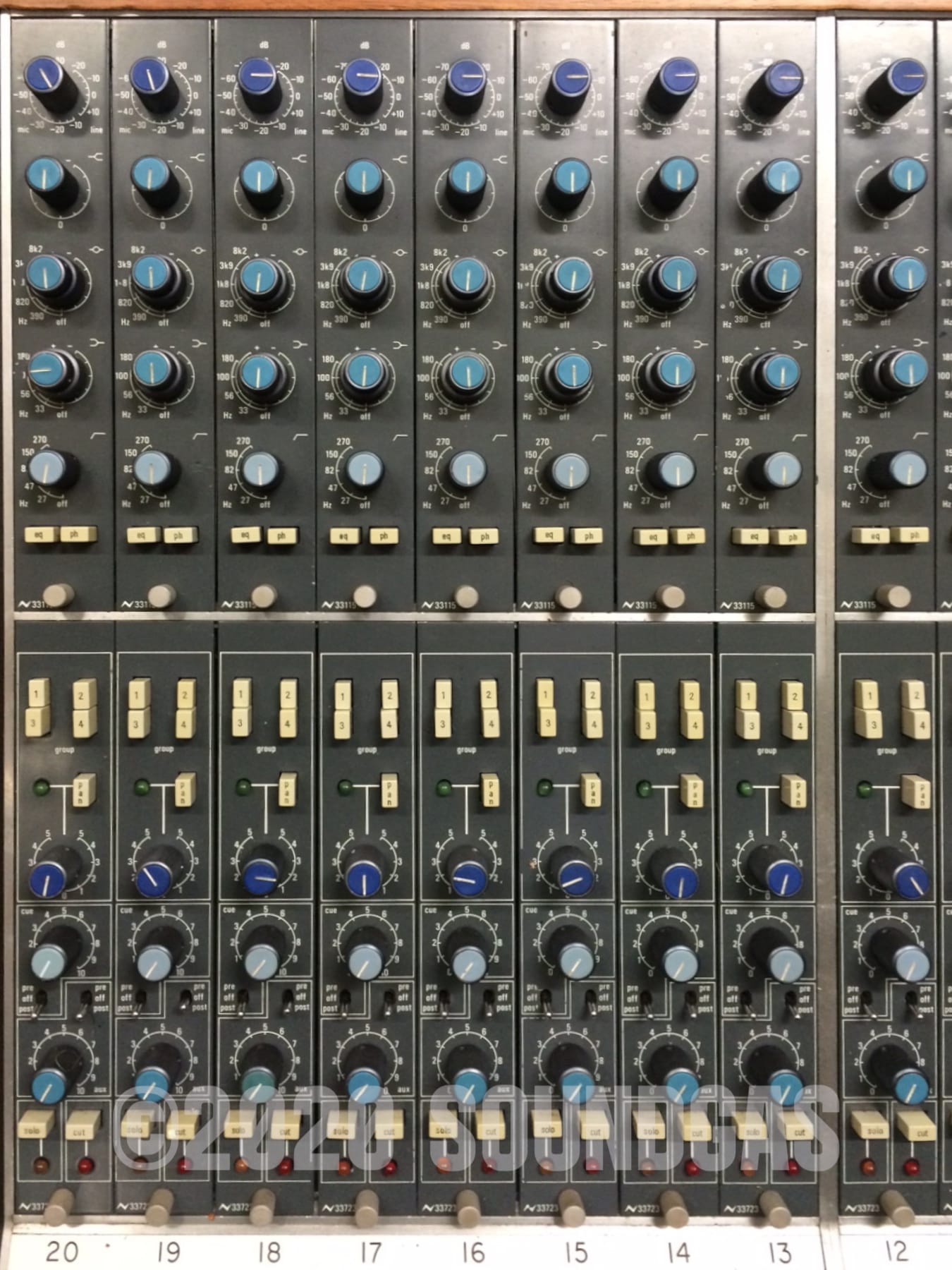 Neve 5305 Console