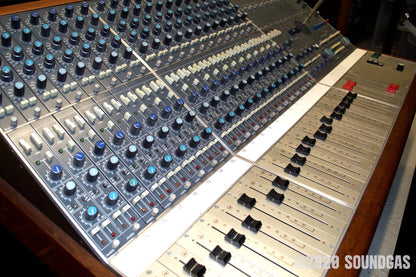 Neve 5305 Console