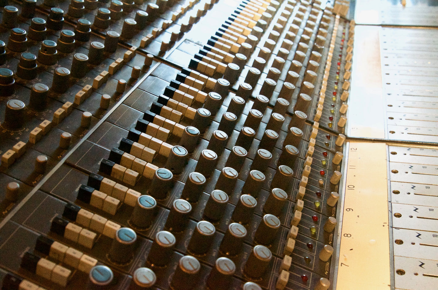 Neve 5315 Console (1977)