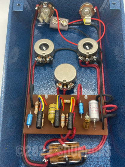 R2R Electric Aged Supa MKII Fuzz 1963 Philips