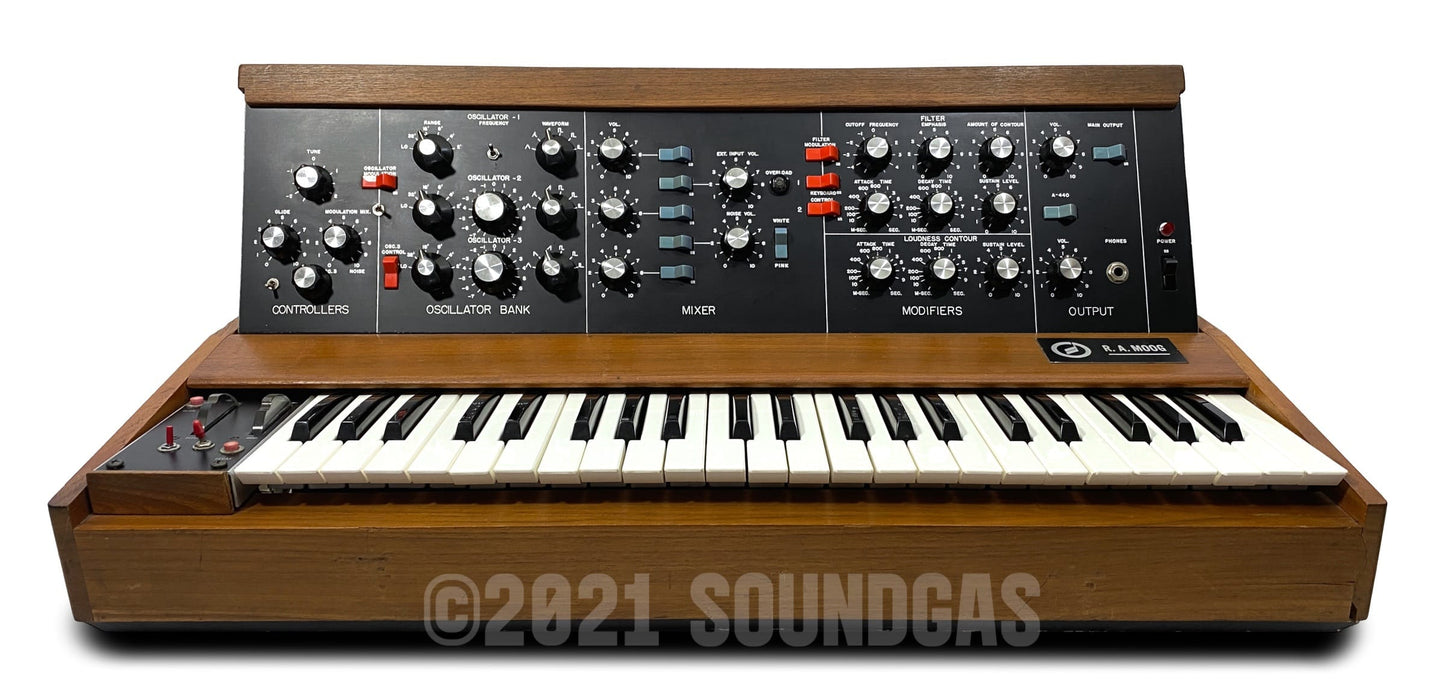 1971 RA Moog Minimoog