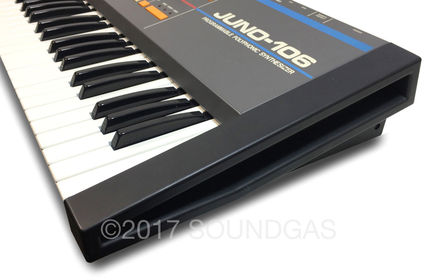 Roland Juno-106 with Original Case