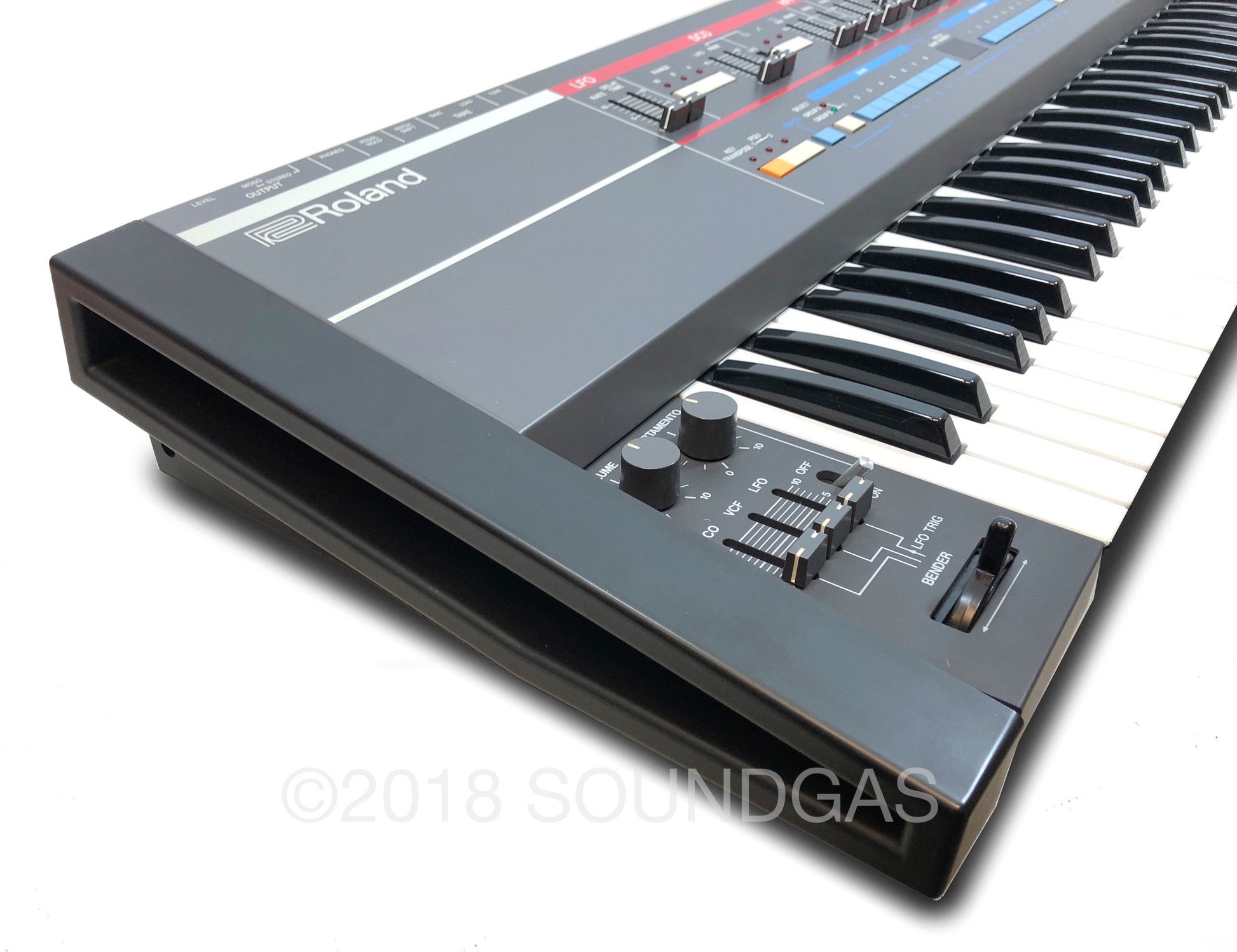 Roland Juno-106