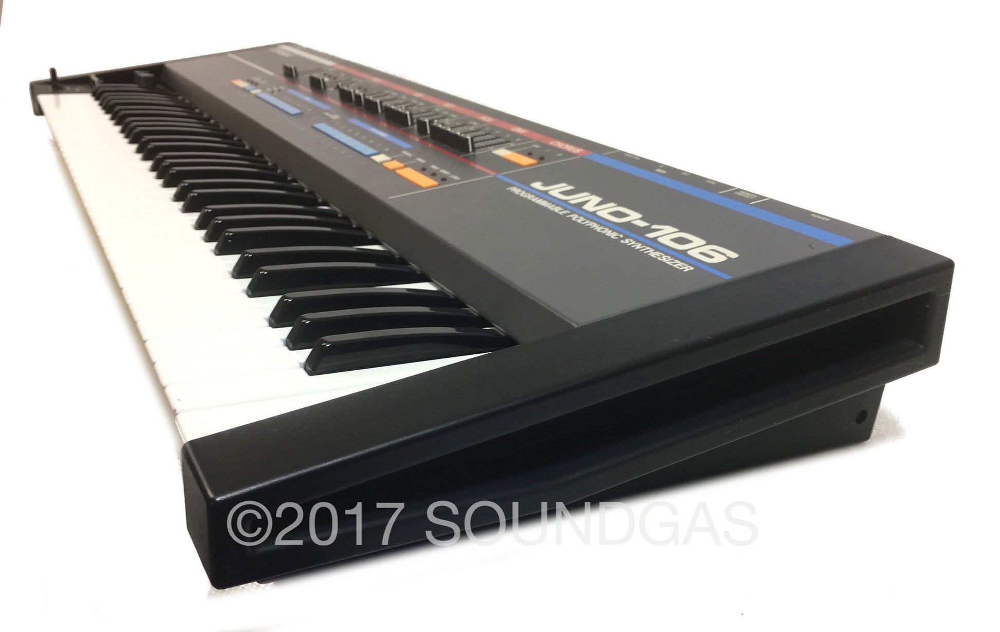 Roland Juno-106 with Original Case