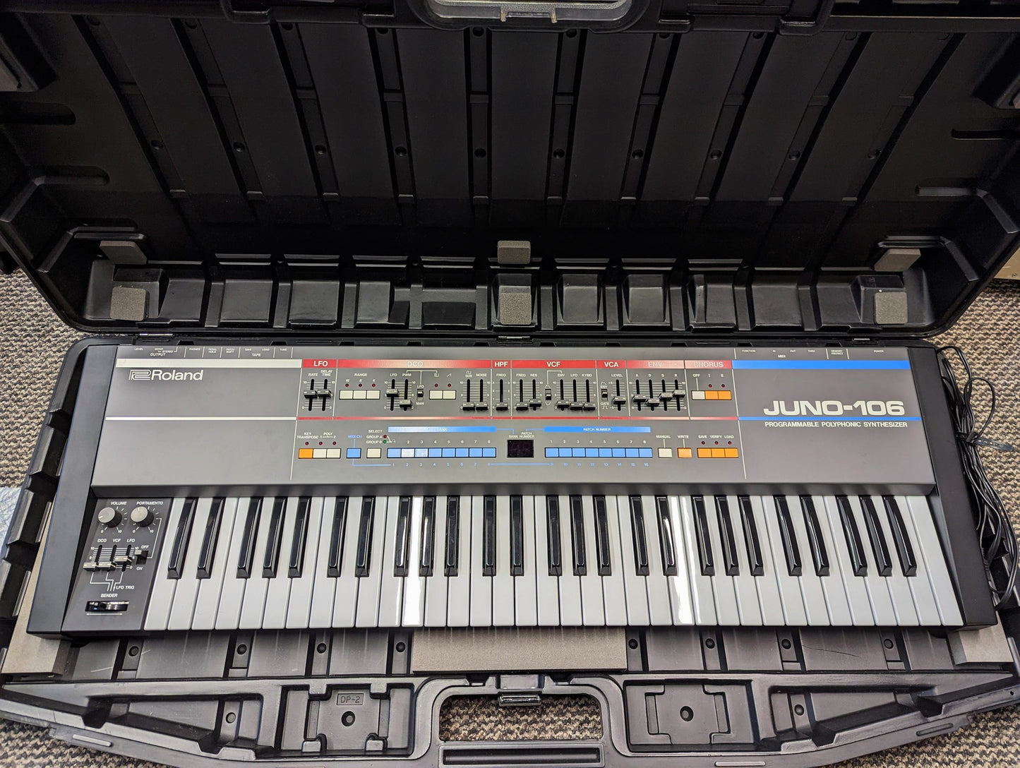 Roland Juno-106 - Near Mint