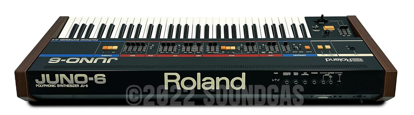 Roland Juno-6