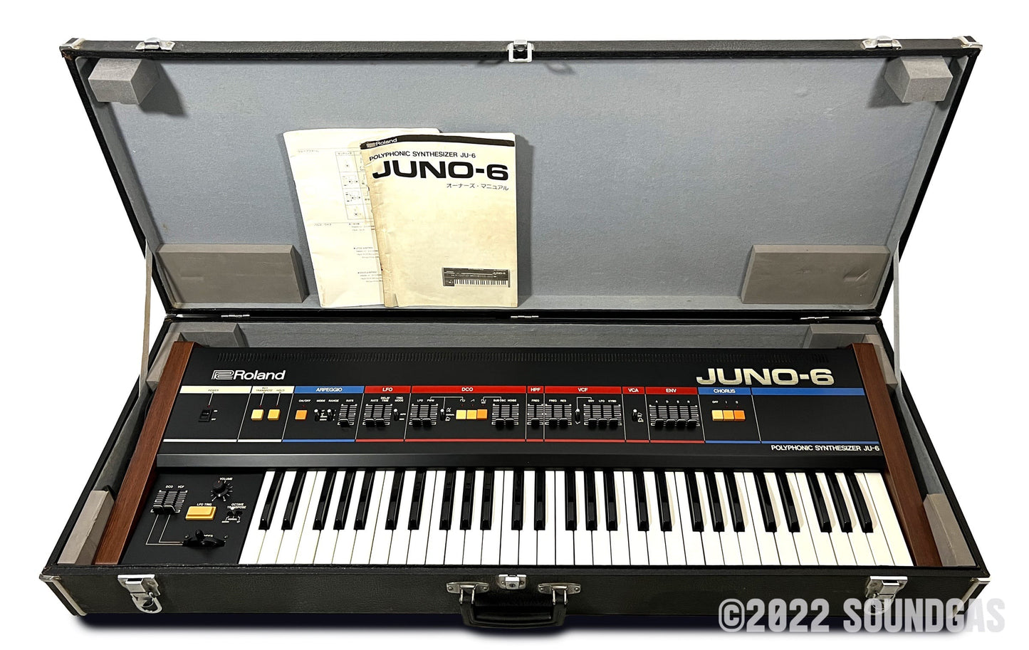 Roland Juno-6