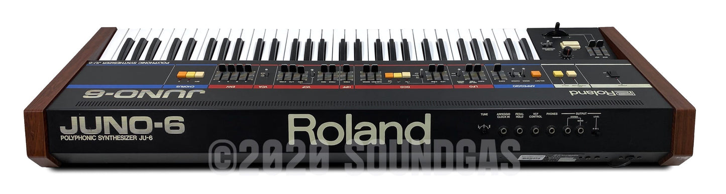 Roland Juno-6