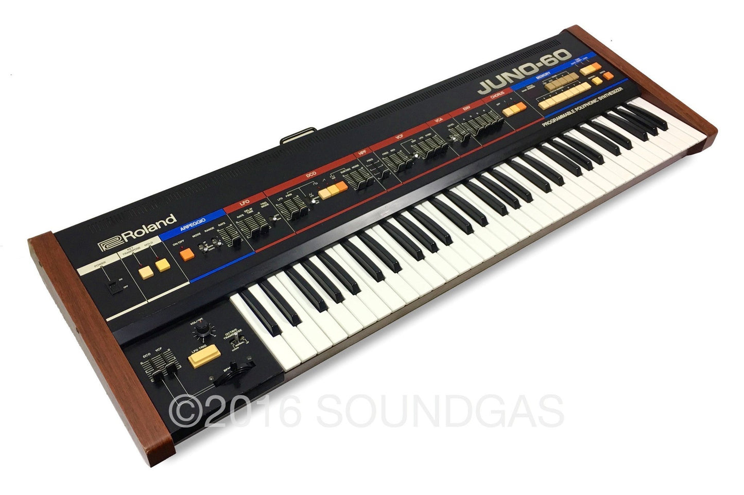 Roland Juno-60 240v