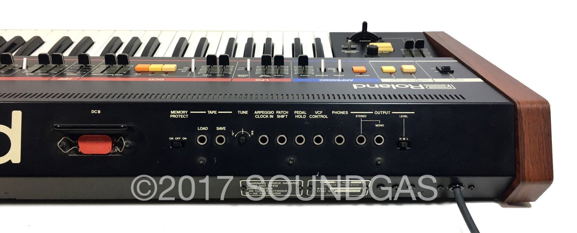 Roland Juno-60 240v