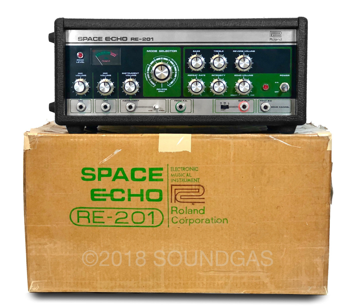 Roland RE-201 Space Echo 117v - Mint