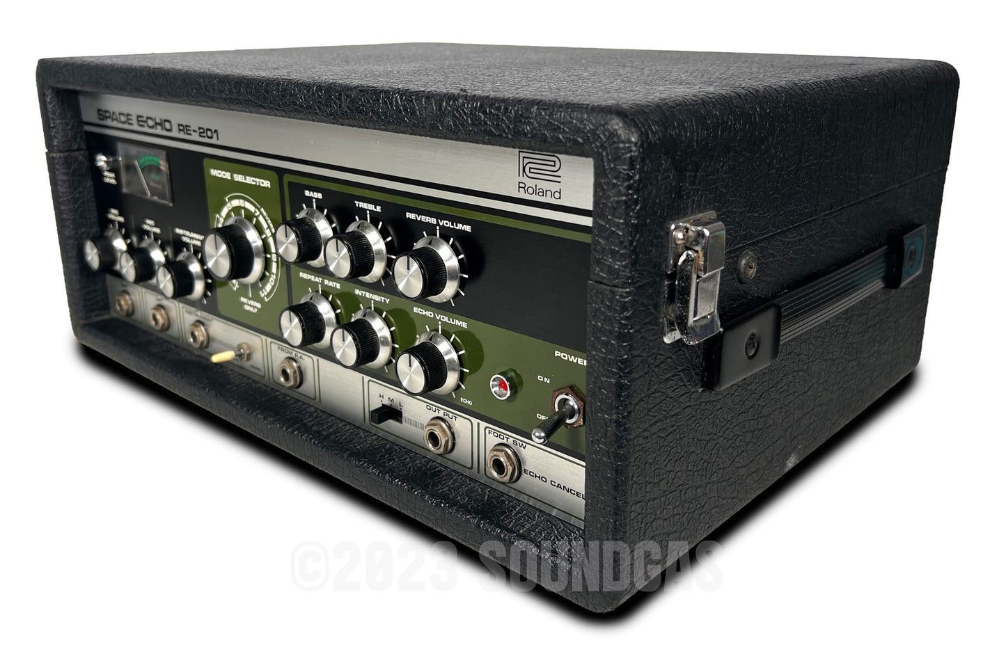 Roland RE-201 Space Echo, Early Preamp Mod